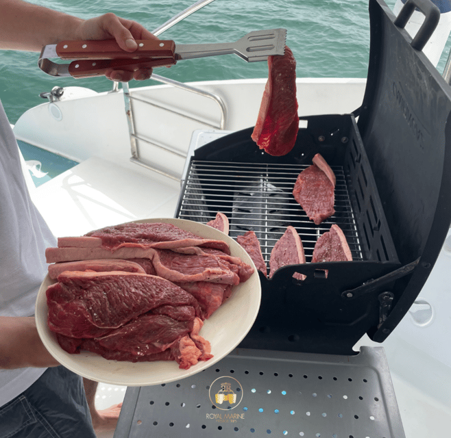 Lisbon: Private Luxury Catamaran Tour with Welcome Drink - Who should book the Lisbon catamaran?