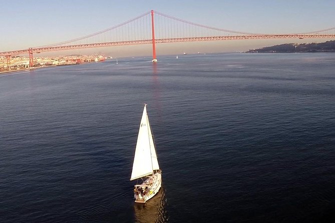 Lisbon Private Sailing Cruise, drink included (options: 2h, 3h, 4h, 6h or 8h) - Why Lisbon Looks Better From the Tagus
