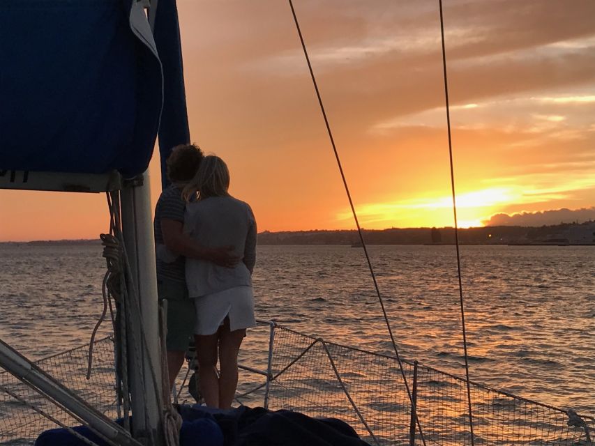 Lisbon: Private Sunset Sailing Tour with Champagne - Why the Tagus makes Lisbon look different