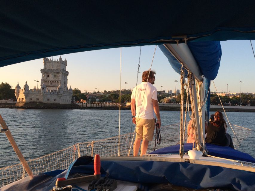 Lisbon: Private Sunset Sailing Tour with Champagne - Returning along Lisbon’s north bank