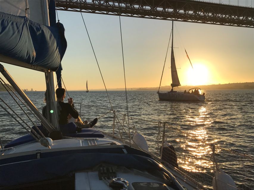 Lisbon: Private Sunset Sailing Tour with Champagne - Starting in Belém beside the marina