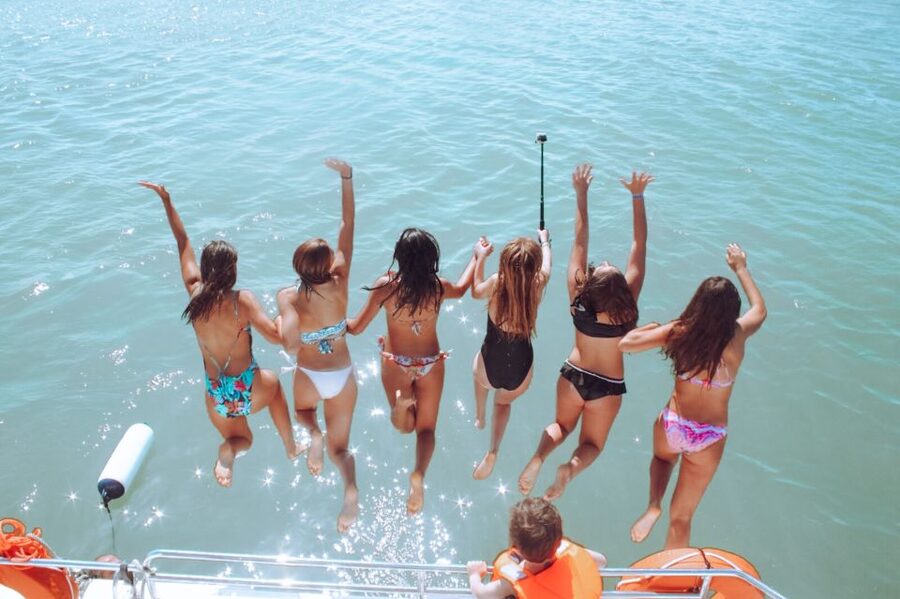 Lisbon: Sailboat Beach Tour - Swimming, sun, and time off the boat