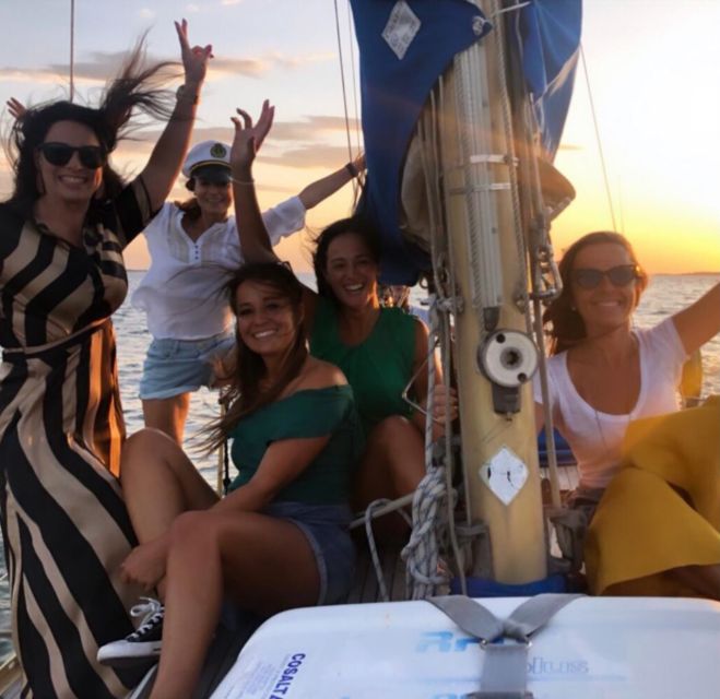 Lisbon: Sailboat Sunset Tour with a Drink - Commerce Square and the opening stretch west