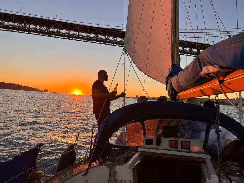 Lisbon: Sailboat Sunset Tour with a Drink - What the two-hour format gives you for $40