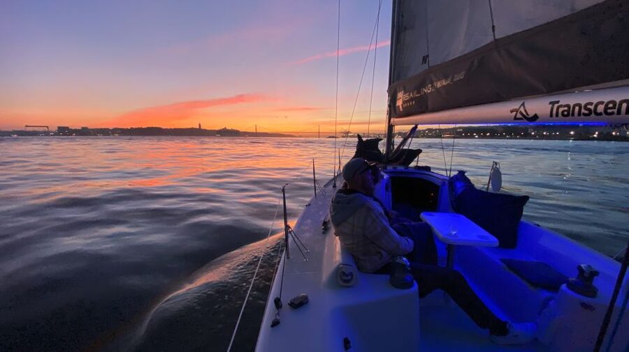 Lisbon: Sailboat Tour w/ Local Guide and Open Bar Green Wine - What makes this Lisbon sailing worth your time