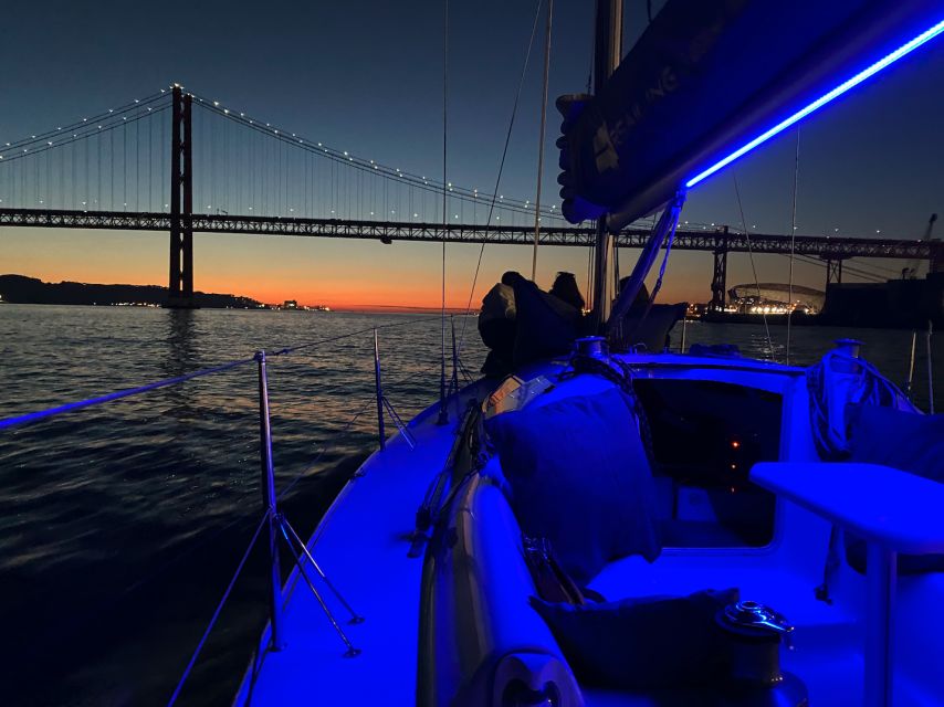 Lisbon: Sailboat Tour w/ Local Guide and Open Bar Green Wine - Is $35 a good value?