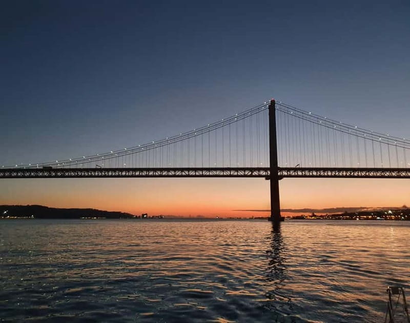 Lisbon: Sailing Boat Tour with Drinks & Pastel de Nata - MAAT and the return across the river