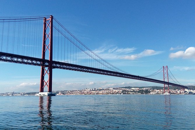 Lisbon Sailing Tour on a Luxury Sailing Yacht with 2 Drinks - Is $46.26 good value?