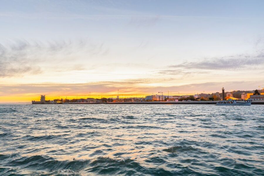 Lisbon: Sailing Tour on the Tagus River - Starting at Doca do Bom Sucesso in Belém
