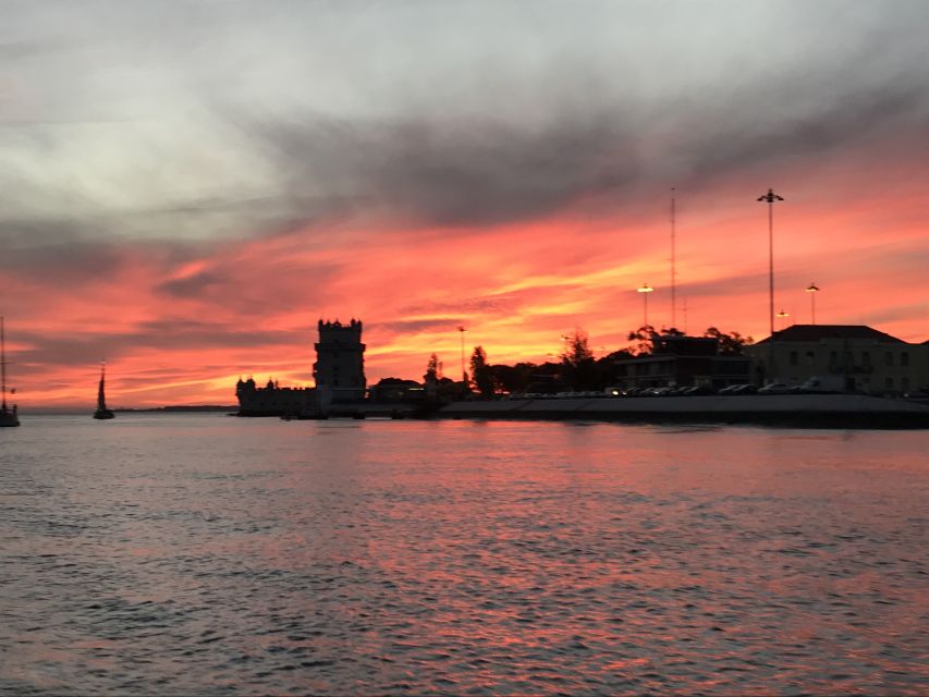 Lisbon: Sunset and Wine Luxury Catamaran Cruise - How the price compares with the experience