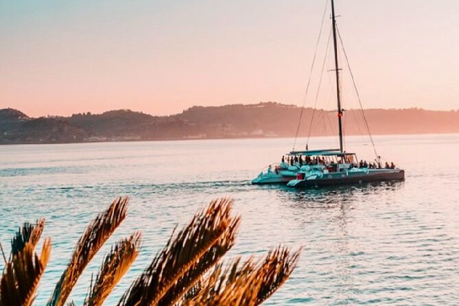 Lisbon : Sunset Catamaran Boat Tour with Music and Drinks - What kind of Lisbon outing is this?