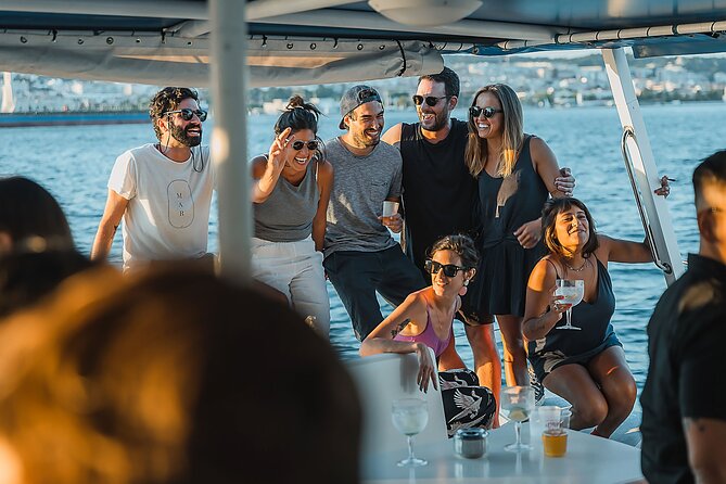 Lisbon : Sunset Catamaran Boat Tour with Music and Drinks - Comfort, seating, and weather