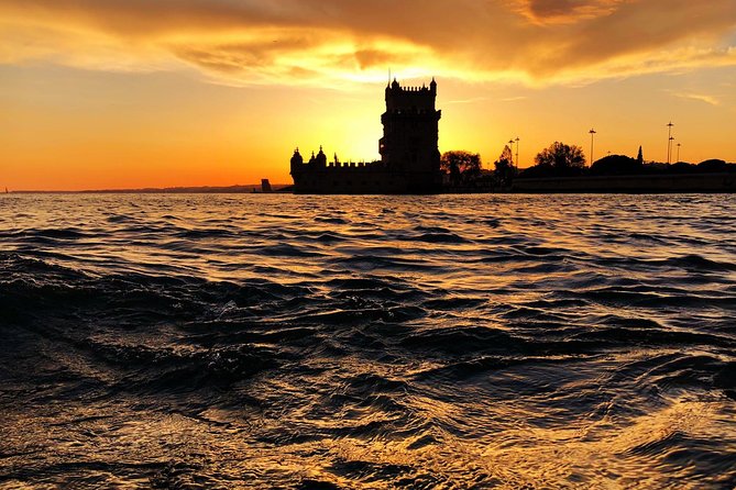 Lisbon: Sunset Cruise With Drinks on Spacious Yacht - Belém Tower and the Monument to the Discoveries