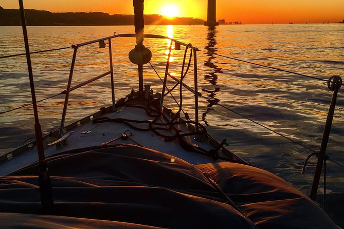 Lisbon Sunset Sensations on a Private Sailing Boat with wine&snacks - MAAT and the Power Station