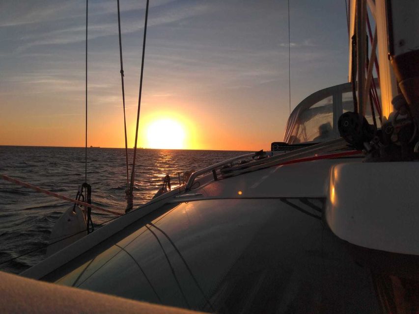 Lisbon: Tagus River Sailboat Tour - Why sunset departures are worth considering