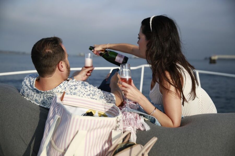 Long Beach: 2-Hour Private Group Yacht Cruise - Beaches, Piers, and Open Ocean Views