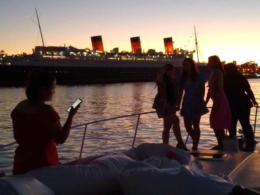 Long Beach: Private Night Yacht Cruise With City Lights - Passing Parkers’ Lighthouse and returning to Rainbow Harbor
