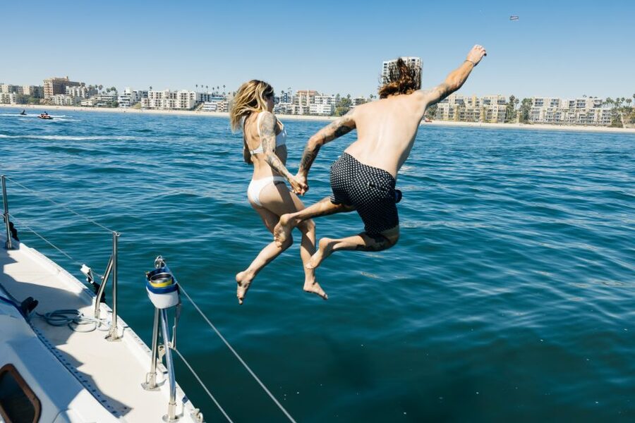 Long Beach: Private Sailboat Rental with Licensed Captain - Why sunset departures make sense