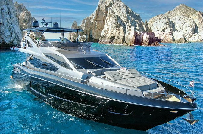 Luxury Black Yacht in Cabo - Medano Beach finishes with food and handmade drinks