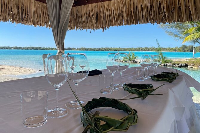 LUXURY Catamaran Bora Bora : The Sunset Escape - Sailing under Otemanu Mountain