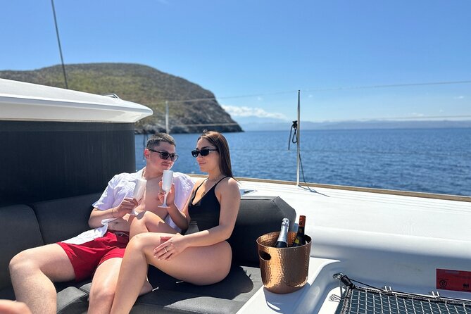 Luxury Catamaran Cruise, Dia Island –Open Bar & Lunch -Top Rated! - Who will enjoy this Dia Island cruise most?