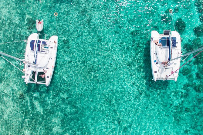 Luxury Catamaran Cruise: The Northern Islands - Sailing north from Bain Boeuf at 9:30 a.m.