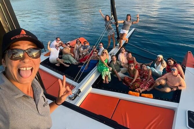 LUXURY PRIVATE Catamaran Bora Bora : The Sunset Escape - The included food, drinks, and atmosphere