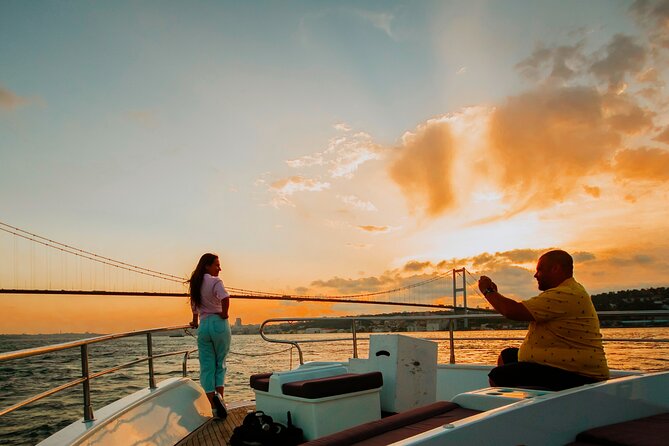 Luxury Sunset Yacht Cruise on the Bosphorus – Refresh & Relax - Dolmabahçe Palace, Mosque, and Çırağan