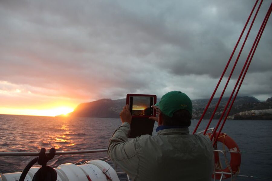 Madeira: Funchal Sunset Tour by Catamaran - What the onboard bar adds