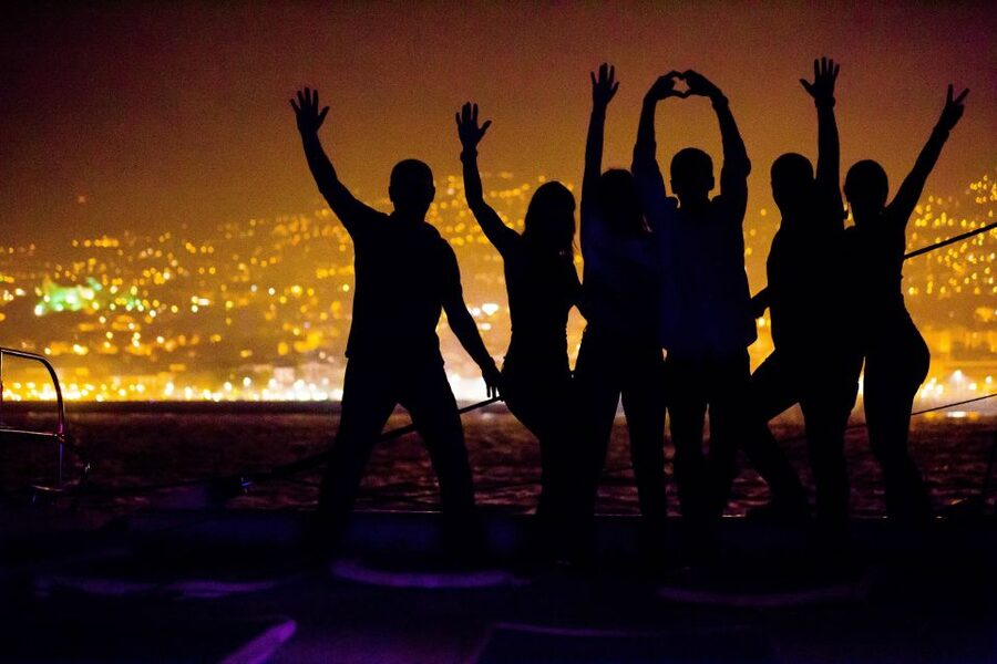 Madeira: New Year's Eve Fireworks by Catamaran - Boarding at Cais 8 in Funchal Marina