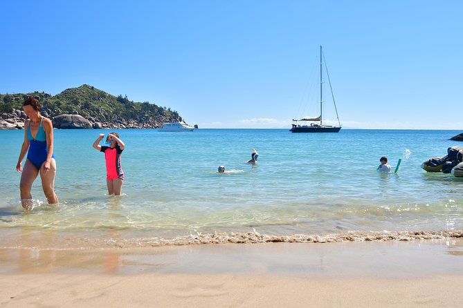 Magnetic Island: Lunchtime Sailing Cruise - A local seafood lunch, not just a snack