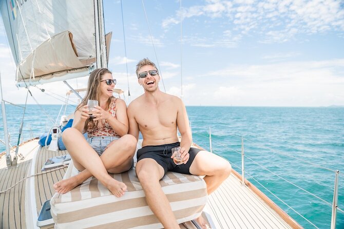 Magnetic Island: Lunchtime Sailing Cruise - Starting at Breakwater Terminal or Magnetic Island Marina
