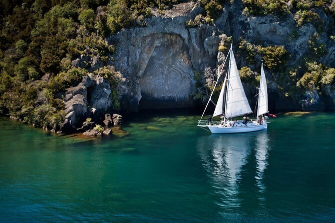 Maori Rock Carvings Eco Sailing Taupo - Choosing morning, afternoon, or evening
