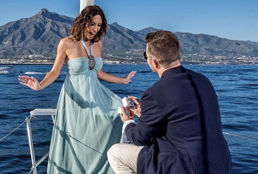 Marbella: Puerto Banús Private Sailing Cruise with Drinks - The Magic Eagle connection