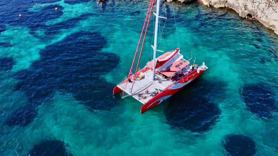 Marseille : Calanques Catamaran Cruise with Lunch & Wine - Sormiou and the limestone coast