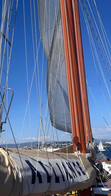 Marseille: Calanques Sailing Cruise with Lunch and Wine - Château d’If, Frioul, and the outer harbor