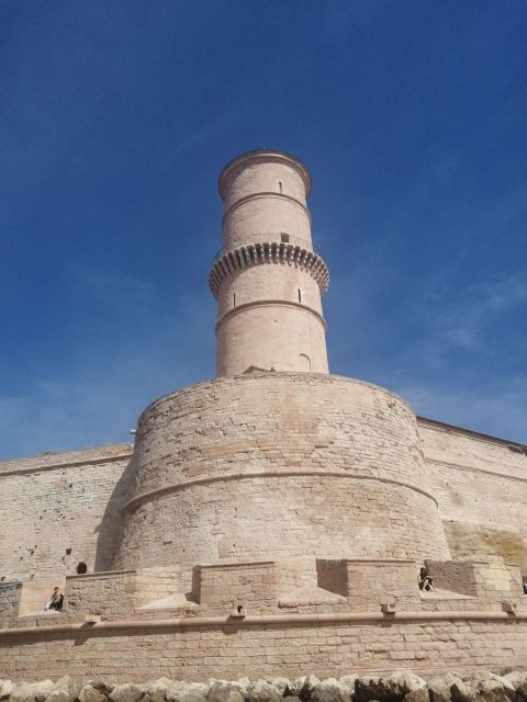 Marseille: Catamaran cruise to discover Frioul Islands - Cruising around the Frioul archipelago
