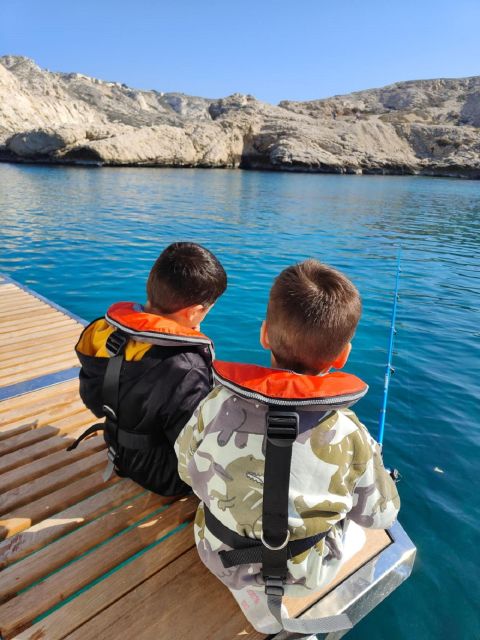 Marseille: Catamaran cruise to discover Frioul Islands - Returning past the Old Port