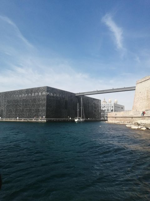Marseille: Catamaran cruise to discover Frioul Islands - Practical details that affect your decision
