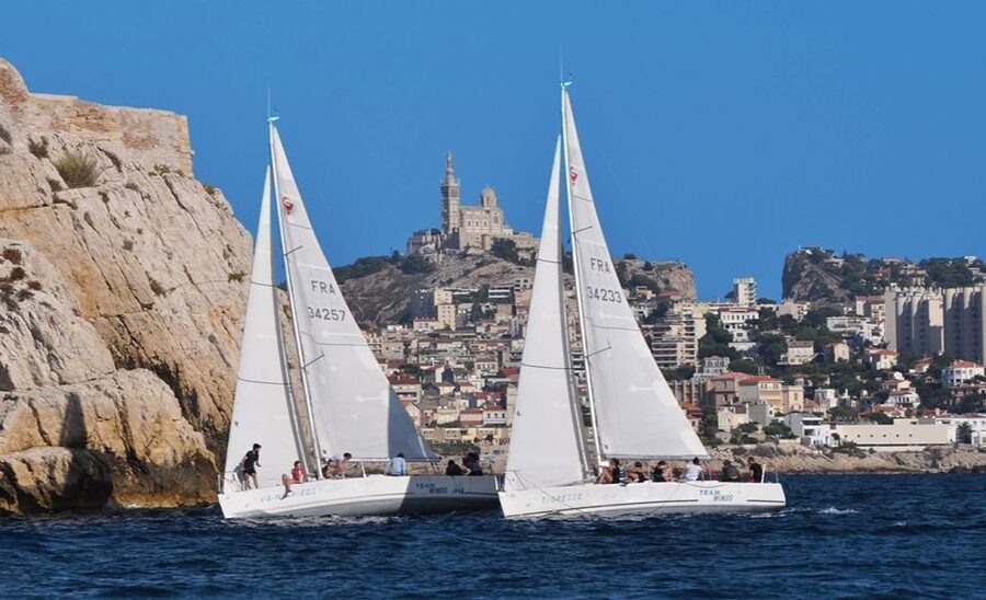 Marseille: Frioul Calanques Sailing Trip - Setting sail beside the Mucem
