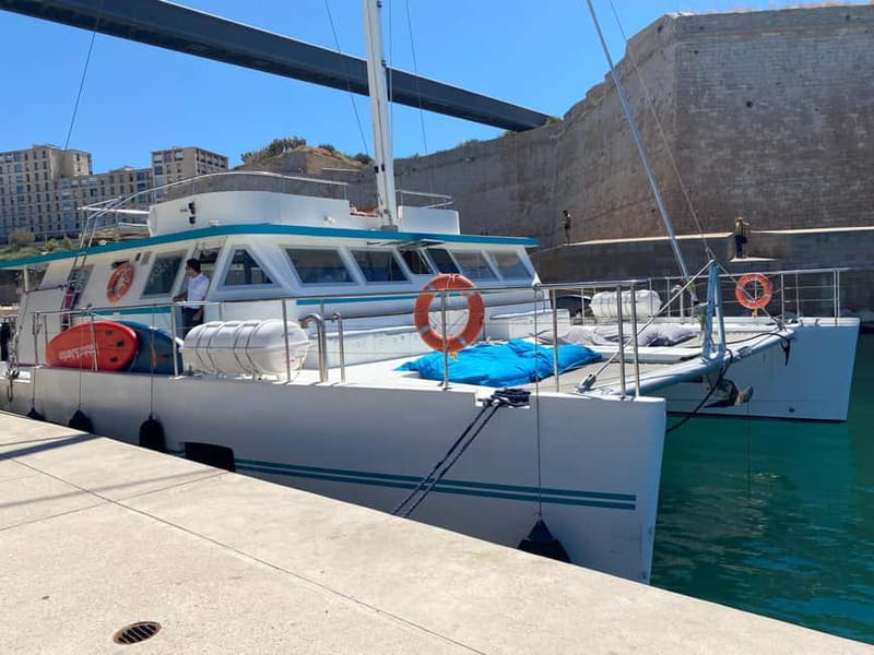 Marseille: Sunset catamaran cruise, buffet & drinks - What the sunset is really like