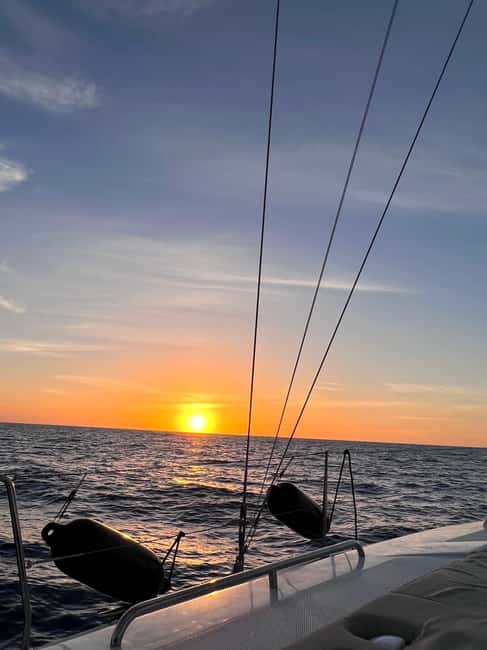 Maspalomas Sunset Sailing Experience - What the $395 group price really buys