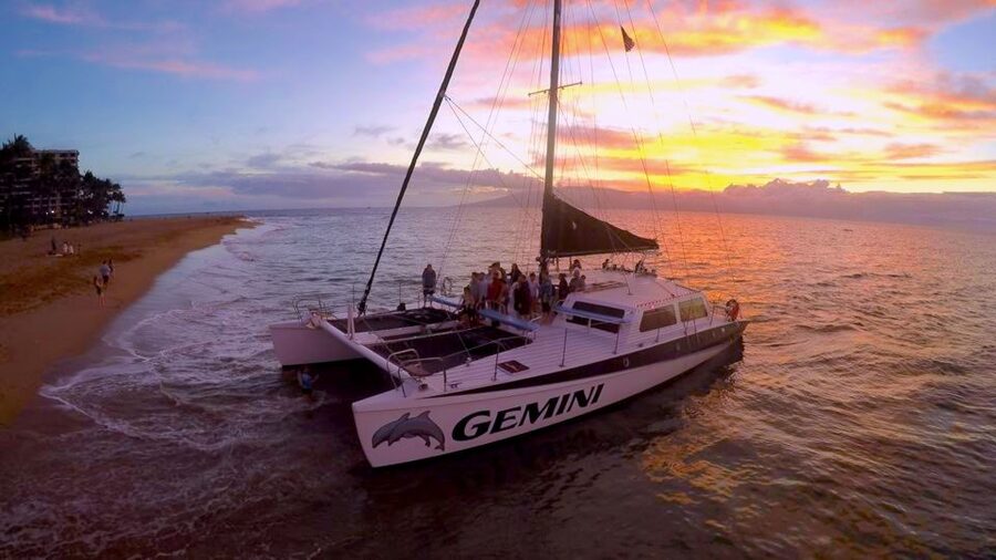 Maui: 2 Hour Sunset Dinner Sail with Open Bar and Appetizers - Setting out from Ka’anapali Beach