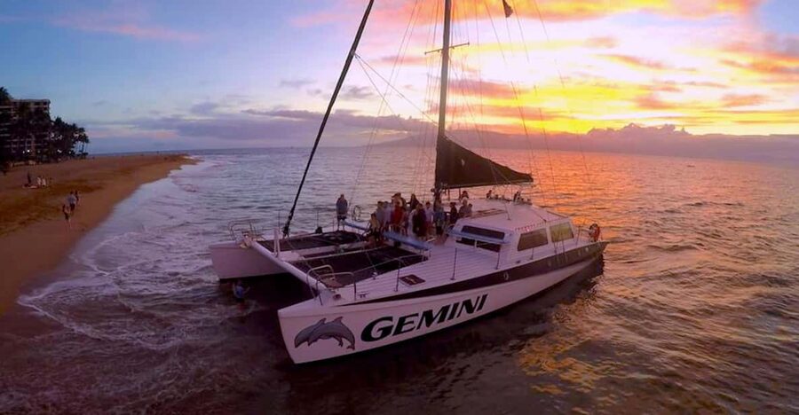 Maui: 2 Hour Sunset Dinner Sail with Open Bar and Appetizers - Who will enjoy this sail most