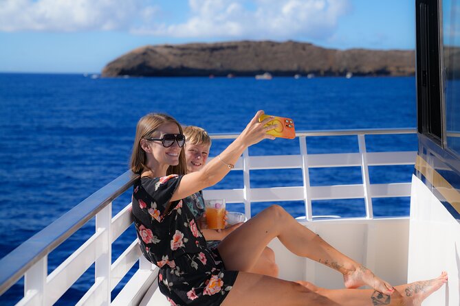 Maui: Molokini and Turtles Luxury Yacht Snorkel - Turtle Town brings calmer water and a second chance
