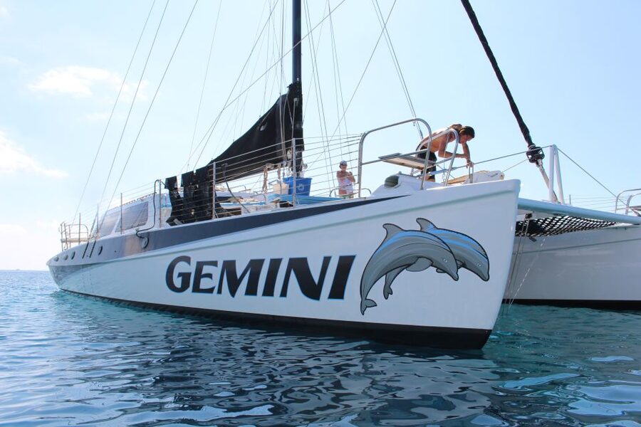 Maui: Snorkeling and Sailing Adventure with Buffet Lunch - Lunch and the open bar after snorkeling