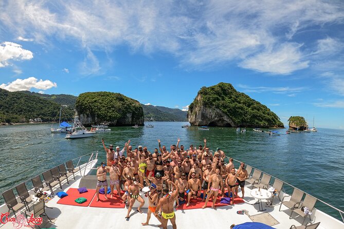 Mega Yacht Limousine of the Sea 1: Puerto Vallarta - Food that works well after swimming