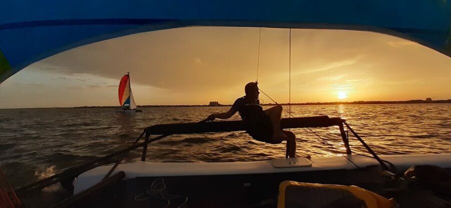 Miami: Intimate Sailing in Biscayne Bay w/ Food and Drinks - Swimming and snorkeling in Biscayne Bay