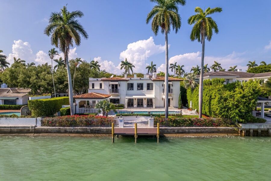 Miami: Miami Skyline Vintage Yacht Cruise, - Following the Miami River and the railroad story