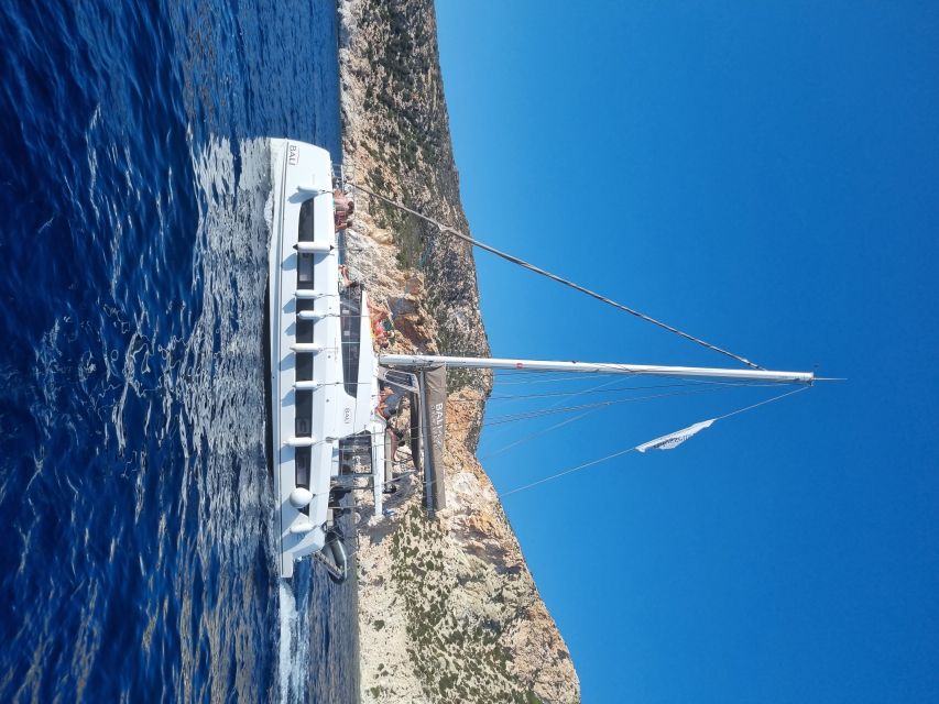 Milos: Full-Day Catamaran Cruise with Food and Open Bar - Weather, comfort, and what to pack